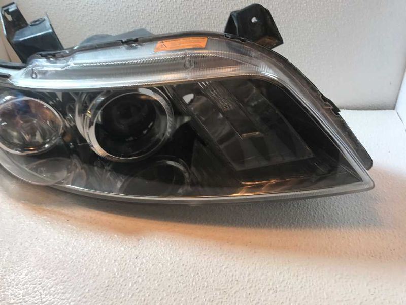 Right headlamp assembly composite used genuine OEM Infiniti FX35 2003-2008