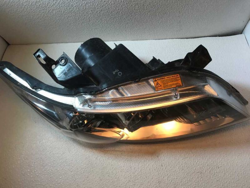 Right headlamp assembly composite used genuine OEM Infiniti FX35 2003-2008