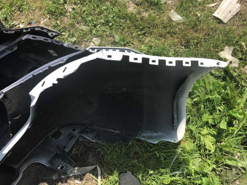 Defensa (parachoques) trasera usada original (OEM) Dodge Dart 2013-2016