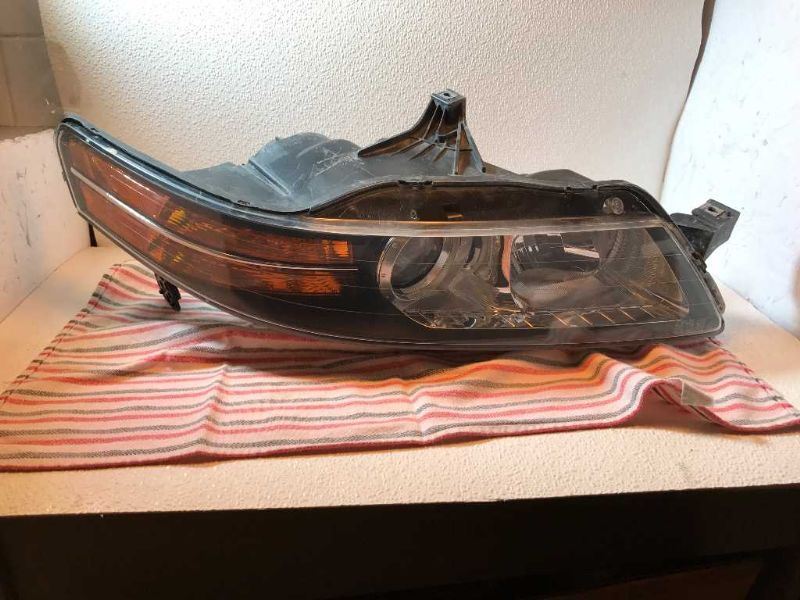Right headlamp lens/housing used genuine OEM Acura TL 2006