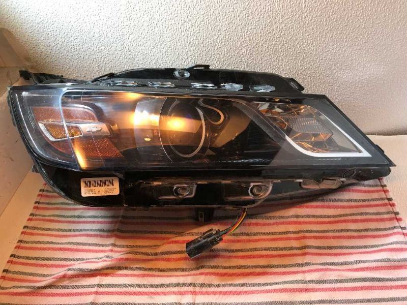 Faro usado original (OEM) Chevrolet Impala 2014