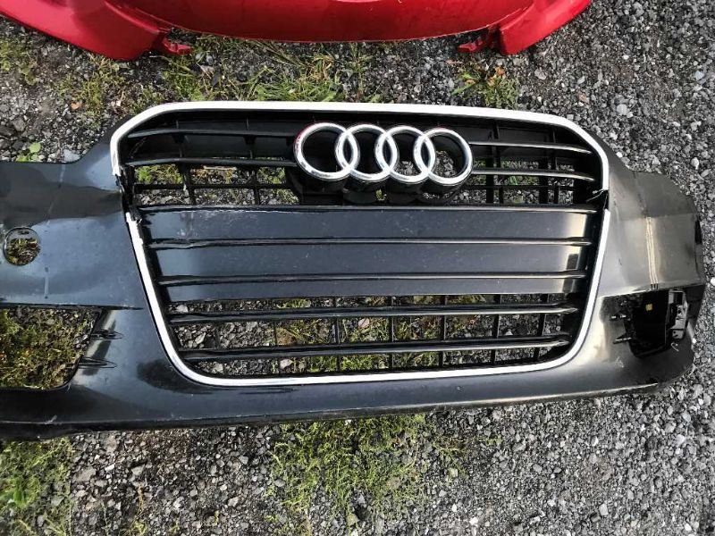 Defensa (parachoques) delantera usada original (OEM) Audi A6 2012-2015