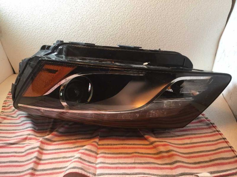 Left headlamp bracket used genuine OEM Audi Q5 2009-2012