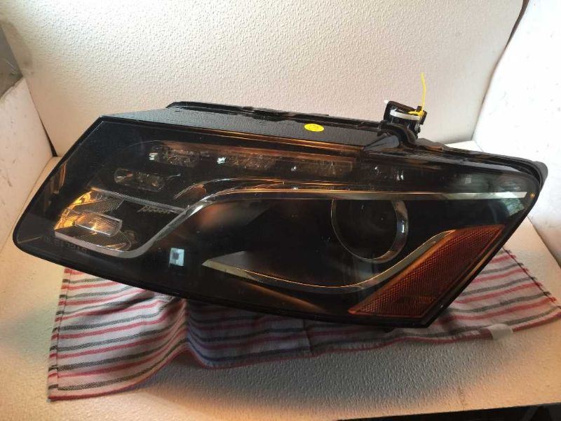 Left headlamp bracket used genuine OEM Audi Q5 2009-2012