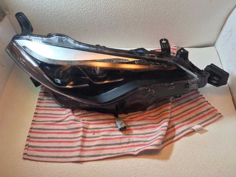 Headlamp Assembly used genuine OEM Toyota Corolla 2017-2019