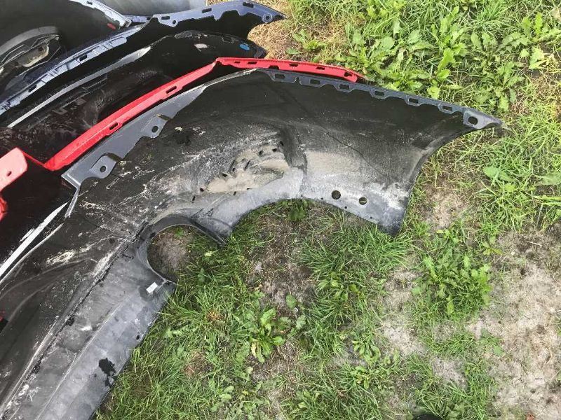 Defensa (parachoques) trasera usada original (OEM) Infiniti Q60 2017-2022