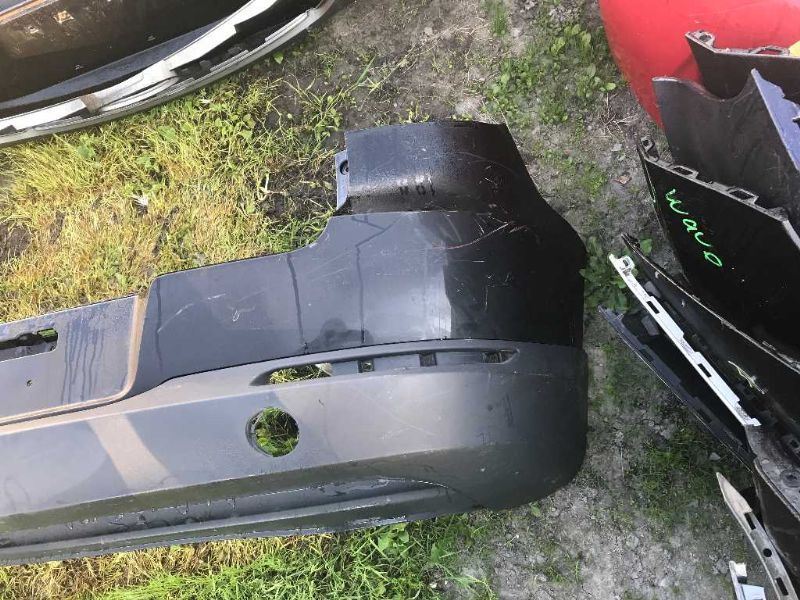 Defensa (parachoques) trasera usada original (OEM) Volkswagen Tiguan 2009-2011