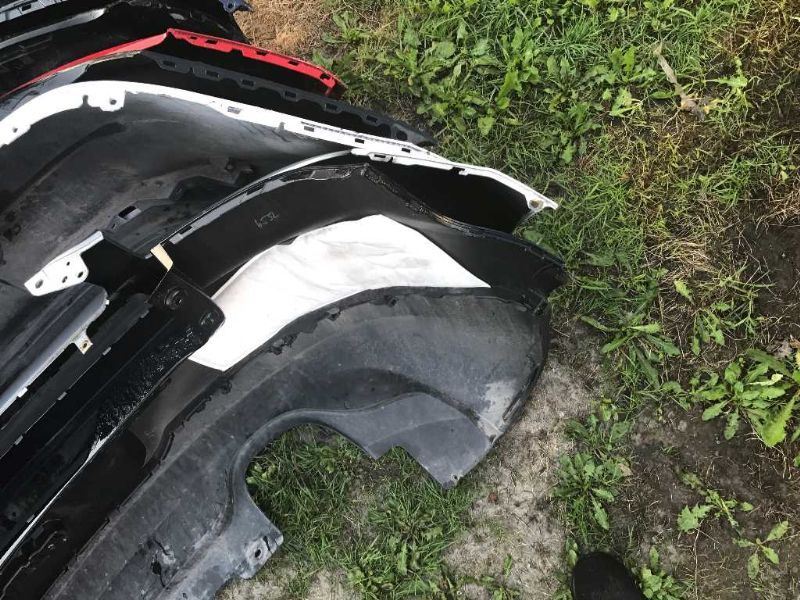 Defensa (parachoques) trasera usada original (OEM) Volkswagen Tiguan 2009-2011