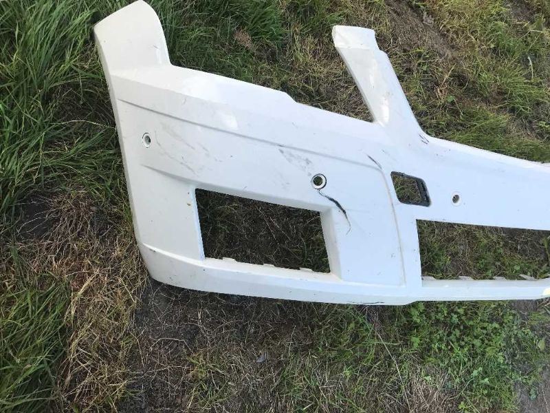 Front bumper cover used genuine OEM Mercedes-Benz GLK350 2010-2012