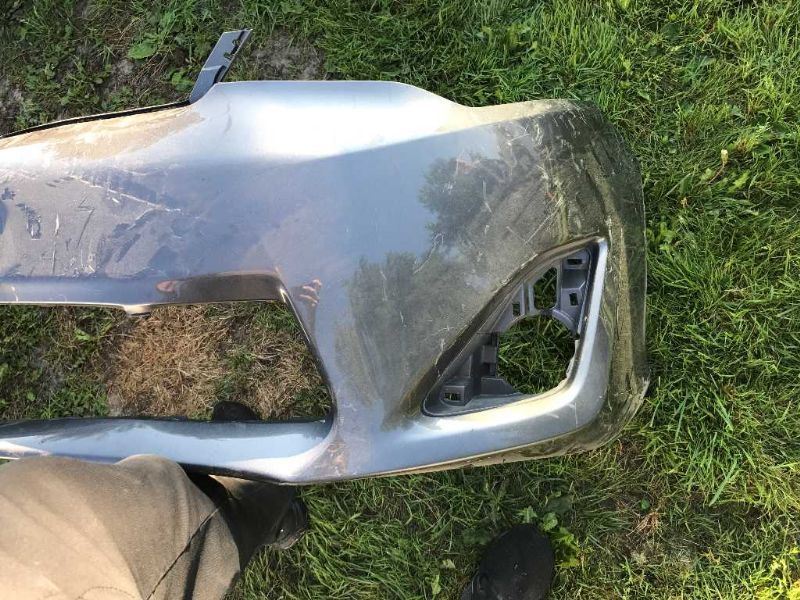 Defensa (parachoques) delantera usada original (OEM) Toyota Camry 2012-2014