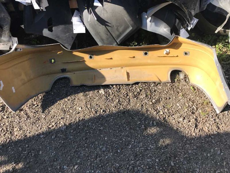 Rear bumper cover used genuine OEM Mercedes-Benz R350 2006-2010