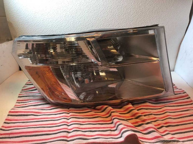 Faro usado original (OEM) Dodge Dodge 1500 Pickup 2009-2012