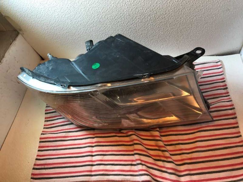 Faro usado original (OEM) Dodge Dodge 1500 Pickup 2009-2012