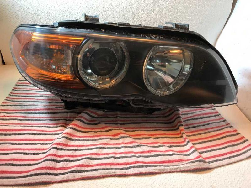 Right headlamp lens/housing used genuine OEM BMW X5 2004-2006