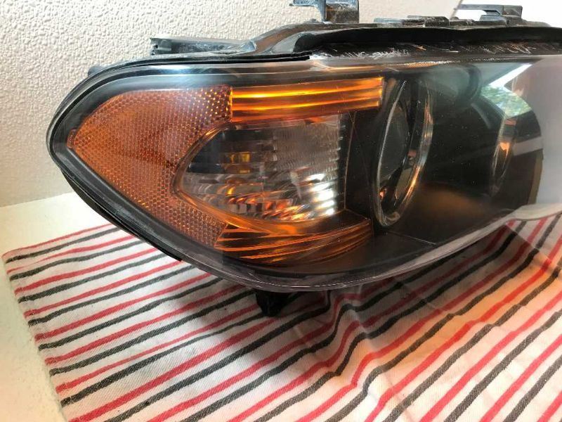 Right headlamp lens/housing used genuine OEM BMW X5 2004-2006