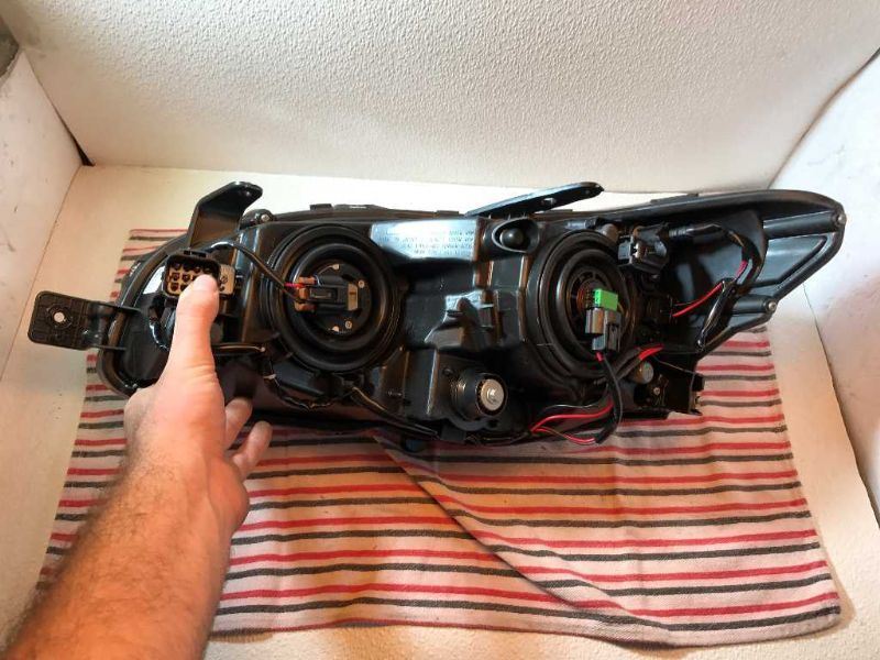 Right headlamp assembly composite used genuine OEM Subaru WRX 2015-2021