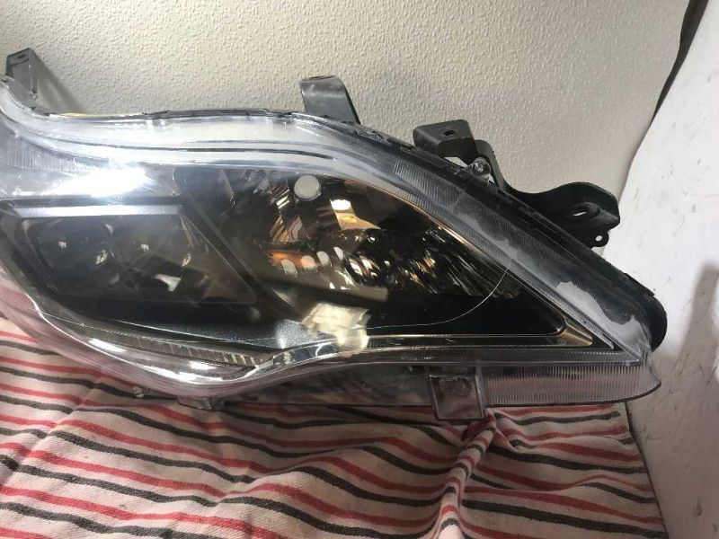 Faro derecho usado original (OEM) Toyota Avalon 2016-2018
