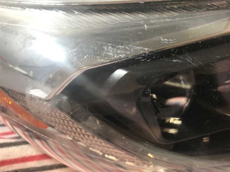 Faro derecho usado original (OEM) Toyota Avalon 2016-2018