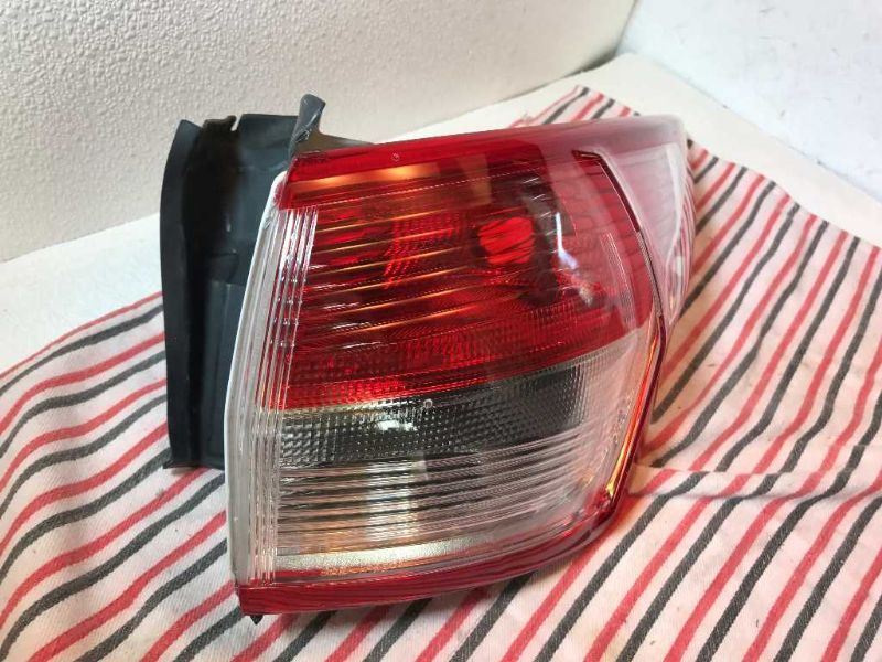 Tail Lamp used genuine OEM Ford Escape 2013-2016