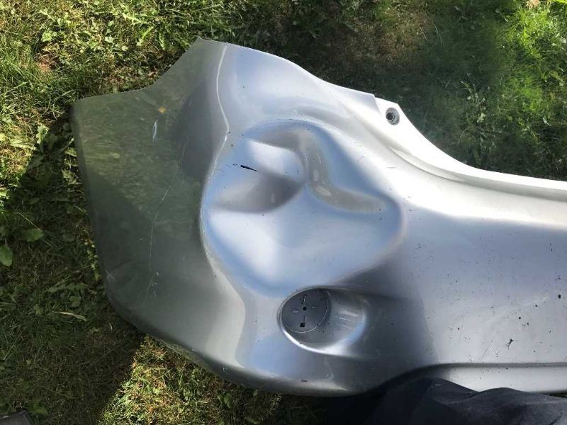 Defensa (parachoques) trasera usada original (OEM) Toyota Corolla 2009-2010
