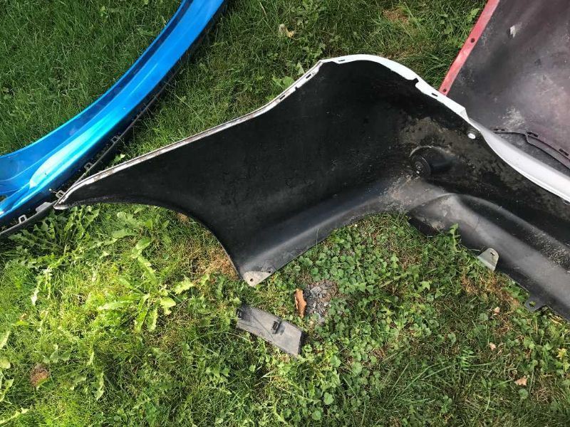 Defensa (parachoques) trasera usada original (OEM) Toyota Corolla 2009-2010