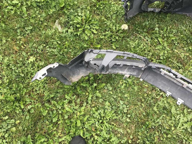 Right front bumper cover used genuine OEM Audi A4 Allroad 2017-2019