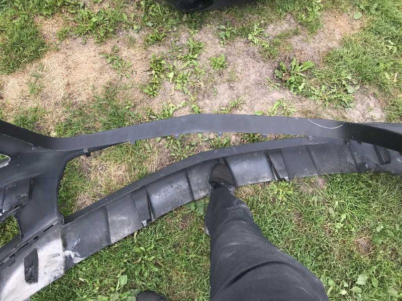 Front bumper cover used genuine OEM Mercedes-Benz Mercedes GL-Class 2013-2016
