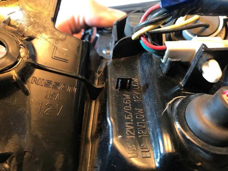 Left taillamp assembly outer used genuine OEM Nissan Murano 2015-2018