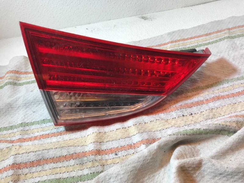 Left taillamp assembly inner used genuine OEM Hyundai Elantra 2011-2013