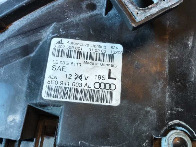 Left headlamp assembly composite used genuine OEM Audi A4 2005-2008