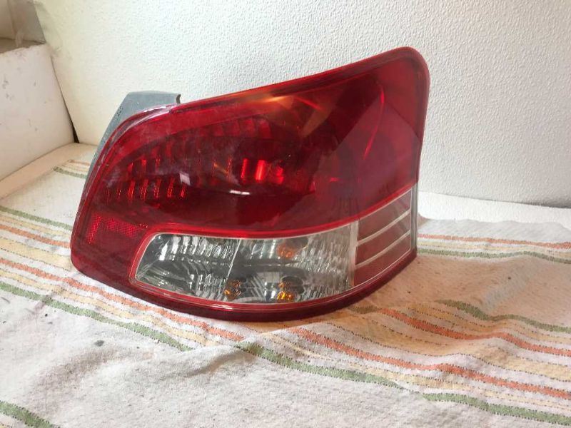 Right taillamp lens/housing used genuine OEM Toyota Yaris 2007-2012
