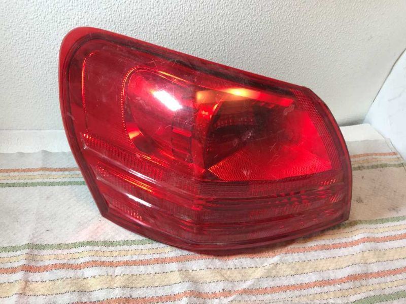 Left taillamp assembly used genuine OEM Nissan Rogue 2008-2013
