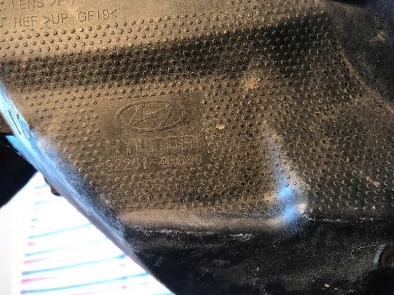 Faro antiniebla izquierdo usado original (OEM) Hyundai Sonata 2011-2015