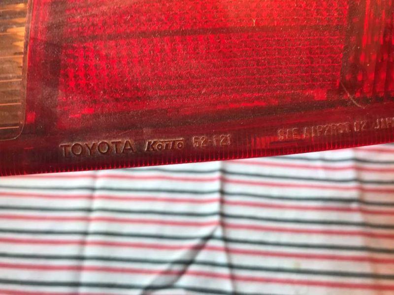 Right taillamp lens/housing used genuine OEM Toyota Echo 2003-2005