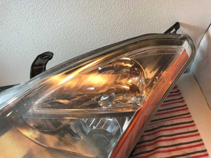 Faro izquierdo usado original (OEM) Nissan Rogue 2009-2010