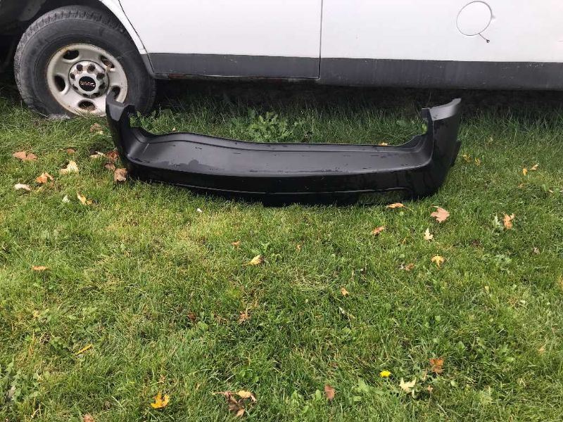Rear bumper assembly upper used genuine OEM Saturn VUE 2006-2007