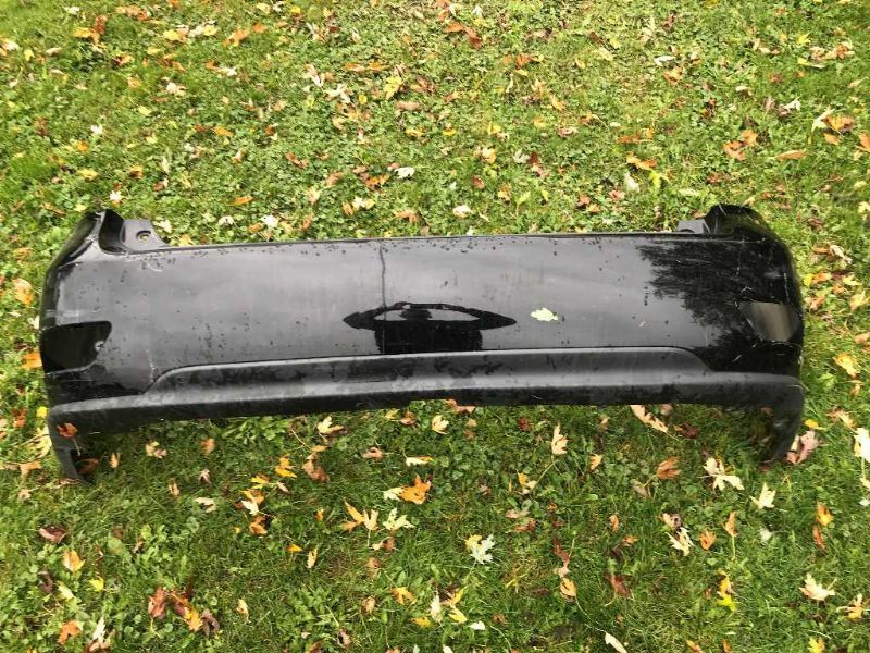 Defensa (parachoques) trasera usada original (OEM) Lexus RX350 2010-2015