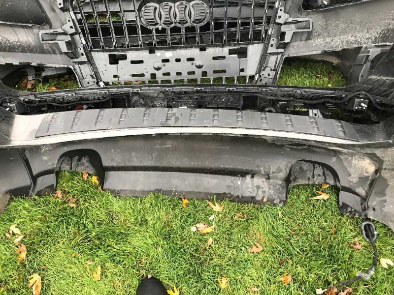 Rear bumper cover used genuine OEM KIA Sportage 2005-2008