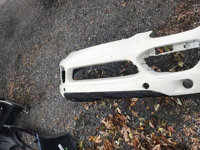 Defensa (parachoques) delantera usada original (OEM) Porsche Cayenne 2013-2014