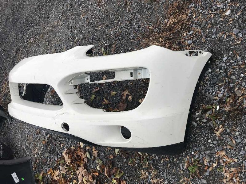 Defensa (parachoques) delantera usada original (OEM) Porsche Cayenne 2013-2014