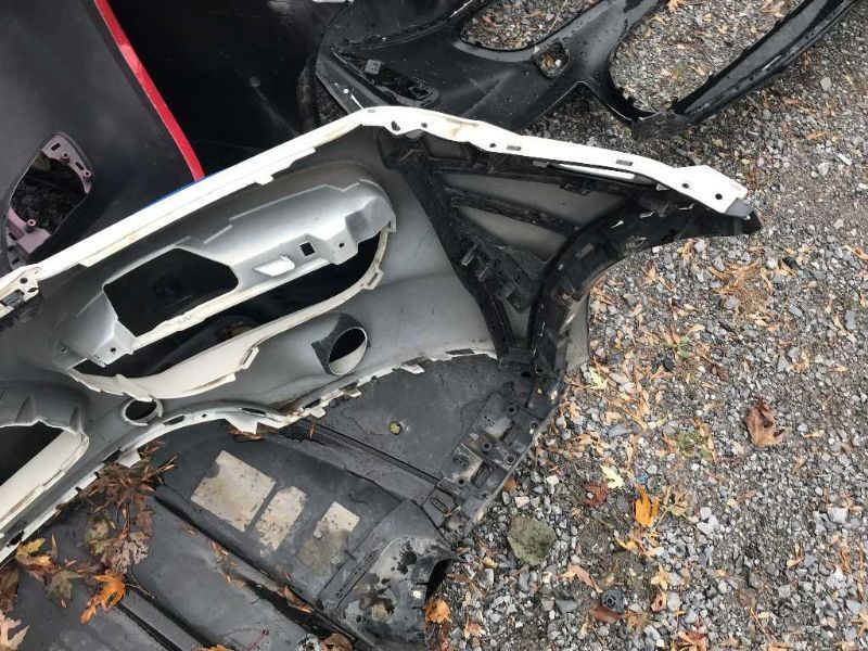 Defensa (parachoques) delantera usada original (OEM) Porsche Cayenne 2013-2014