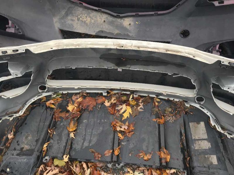 Defensa (parachoques) delantera usada original (OEM) Porsche Cayenne 2013-2014