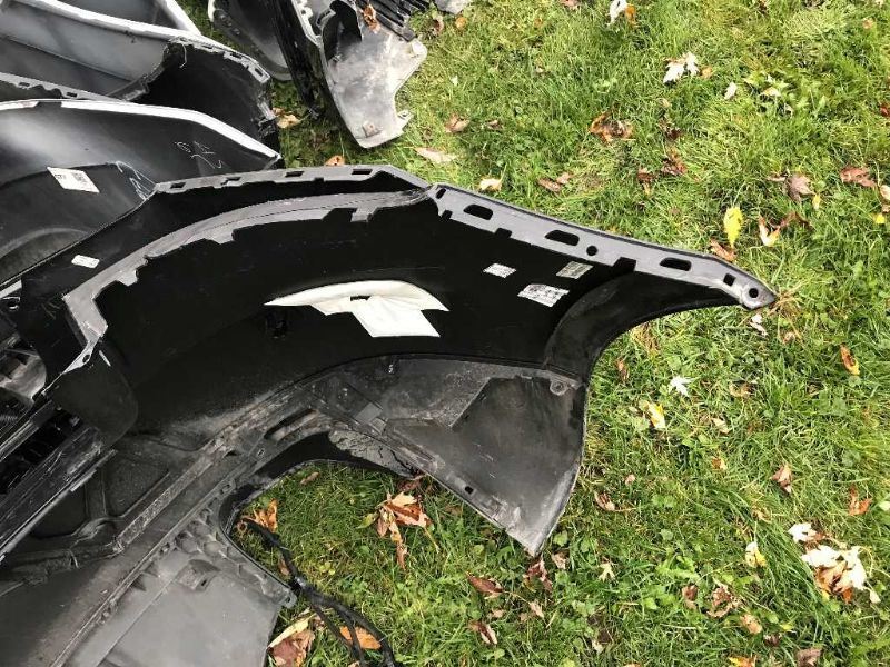 Rear Bumper Cover used genuine OEM Porsche Macan 2015-2018