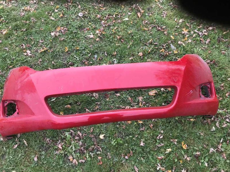 Defensa (parachoques) delantera usada original (OEM) Toyota Venza 2009-2016