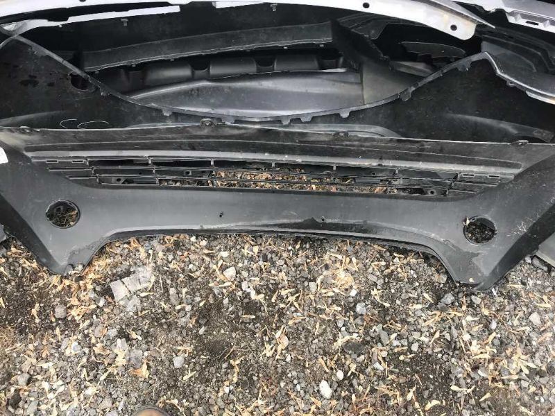 Defensa (parachoques) delantera usada original (OEM) Toyota RAV4 2013-2015