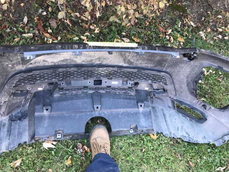 Defensa (parachoques) delantera usada original (OEM) Land Rover Range Rover Evoque 2016-2019