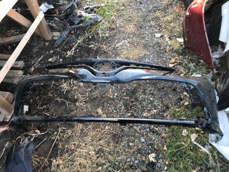 Front bumper cover used genuine OEM Toyota Camry 2018-2020