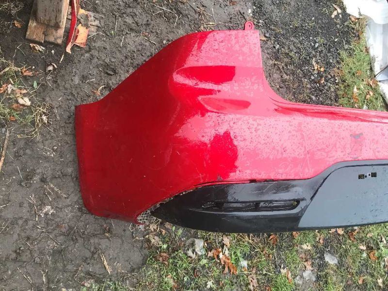 Defensa (parachoques) trasera usada original (OEM) KIA RIO 2012-2015
