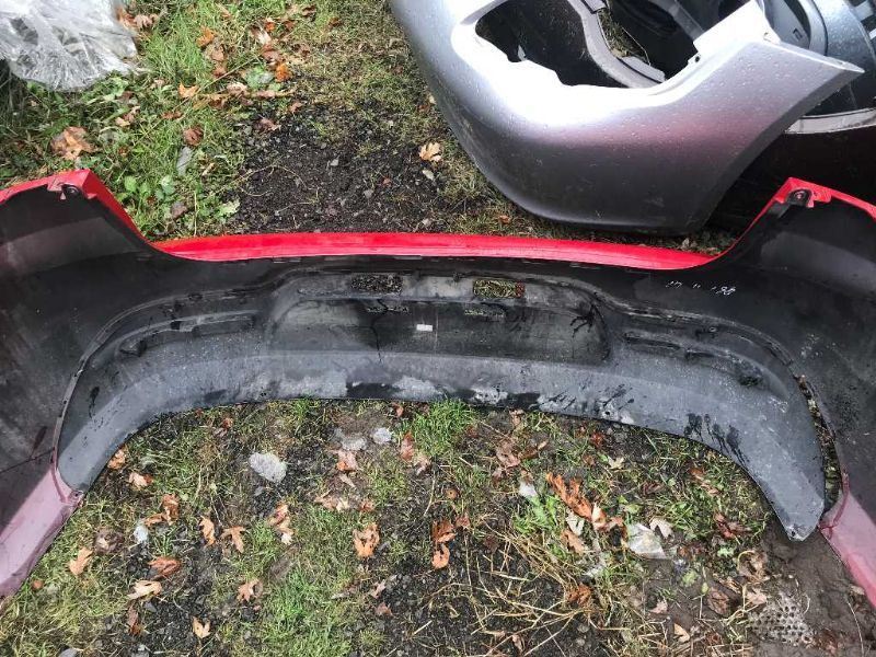 Defensa (parachoques) trasera usada original (OEM) KIA RIO 2012-2015