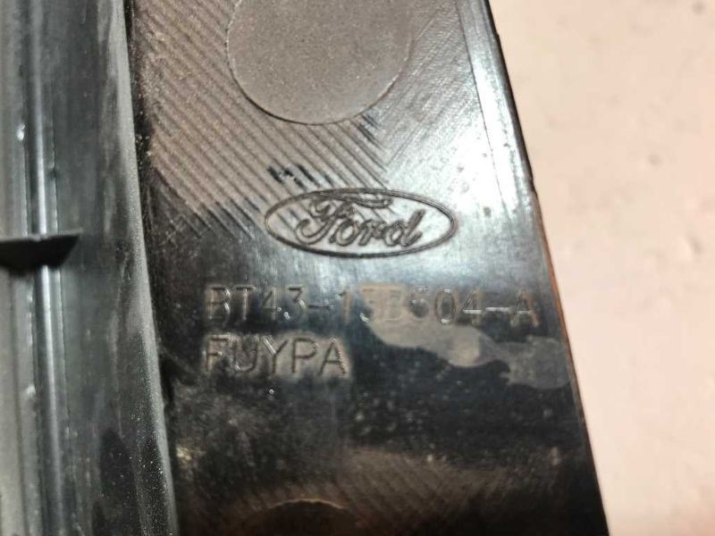 Right taillamp assembly used genuine OEM Ford Edge 2011-2014